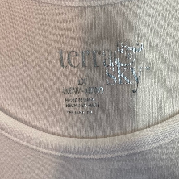 White Super Soft Ribbed Scoop Neck Tank 1X - Picture 3 of 3